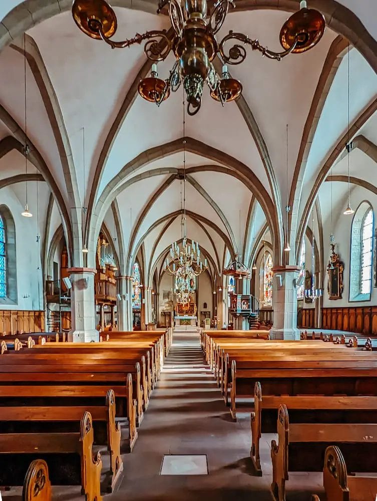 Das innere der St. Martini-Kirche - Sehenswürdigkeiten in Stadthagen
