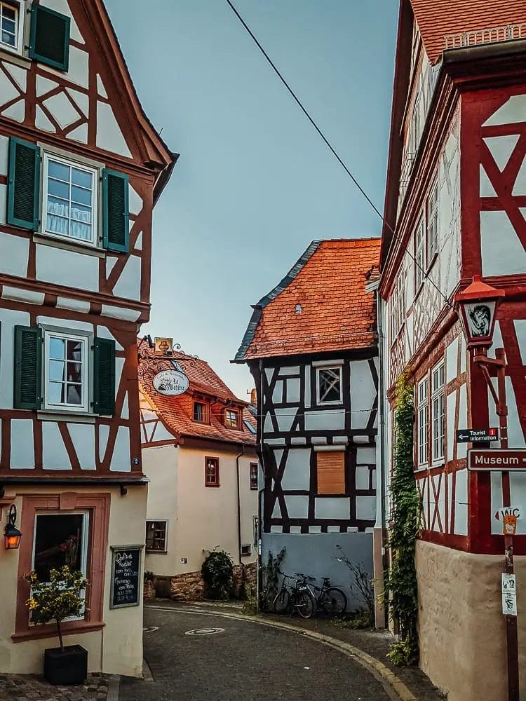 HEPPENHEIM SEHENSWÜRDIGKEITEN: ENTDECKE DIE TOP-HIGHLIGHTS 6 HEPPENHEIM SEHENSWÜRDIGKEITEN: ENTDECKE DIE TOP-HIGHLIGHTS 3