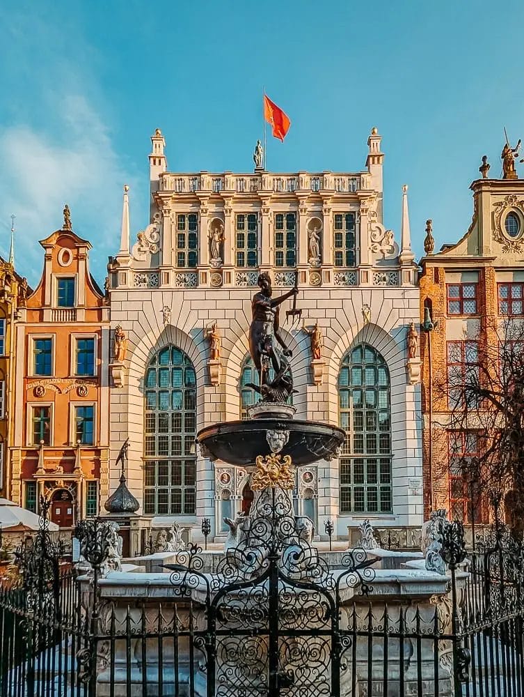 TOP 15 DANZIG SEHENSWÜRDIGKEITEN - DEIN ULTIMATIVER GUIDE 13 Sehenswürdigkeiten Danzig - Neptunbrunnen